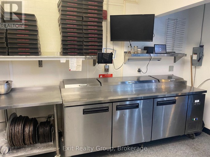 UNIT 4 - 391 DUNDAS STREET W, Quinte West (Trenton Ward), Ontario, K8V3S4