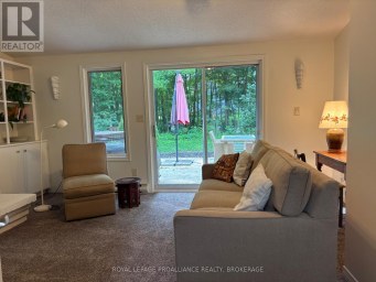 27 RIVERSIDE DRIVE, Kingston (Kingston East (Incl CFB Kingston)) Ontario