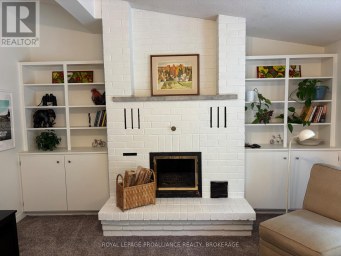 27 RIVERSIDE DRIVE, Kingston (Kingston East (Incl CFB Kingston)) Ontario