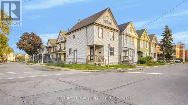 130 STIRTON STREET, Hamilton (Gibson), Ontario, L8L6G2