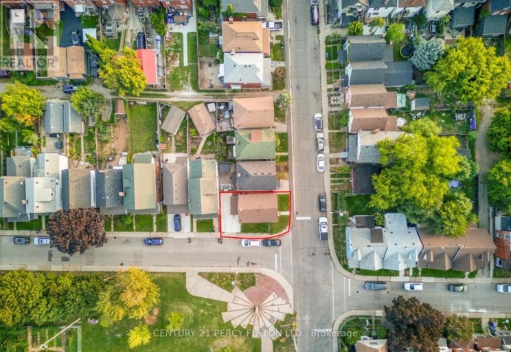 130 STIRTON STREET, Hamilton (Gibson), Ontario, L8L6G2
