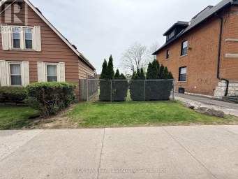 356 BARTON STREET E Hamilton (Landsdale) Ontario photo 2