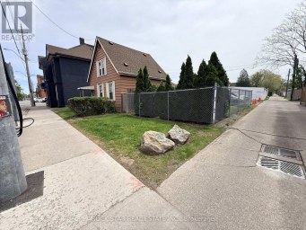 356 BARTON STREET E Hamilton (Landsdale) Ontario photo 3