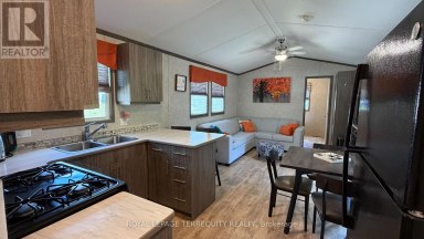 319 ROCKVIEW Selwyn Ontario photo 15