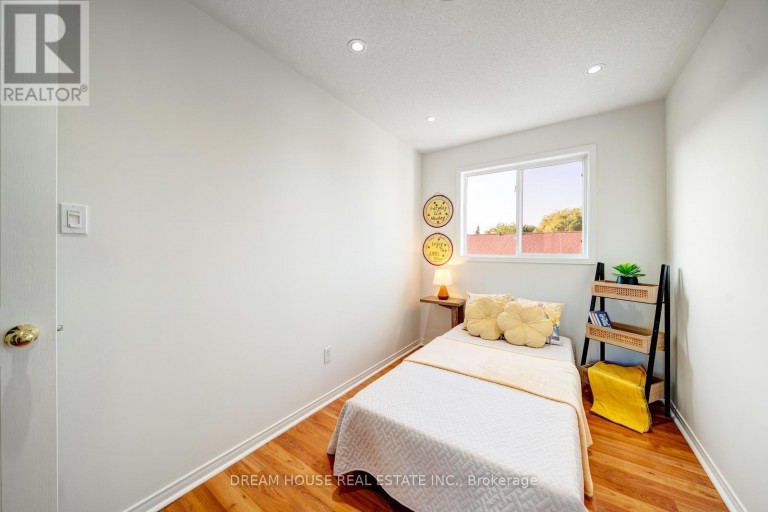 68 MCGONIGAL LANE, Ajax (Central), Ontario, L1T4G9