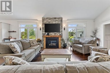 3994 HOWES ROAD, Kingston (City North Of 401) Ontario