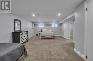 3914 ROSEMARY LANE Innisfil Ontario photo 21