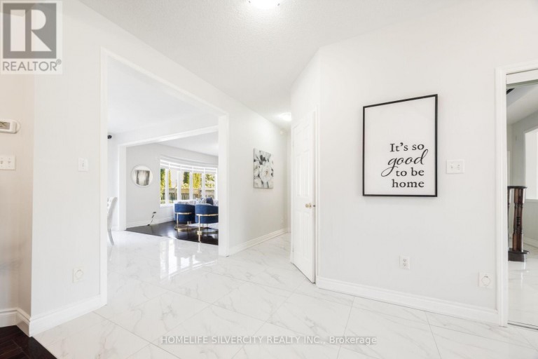 25 VAN HOOF CRESCENT, Brampton (Vales of Castlemore), Ontario, L6P1S7
