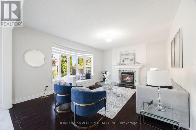 25 VAN HOOF CRESCENT, Brampton (Vales of Castlemore), Ontario, L6P1S7