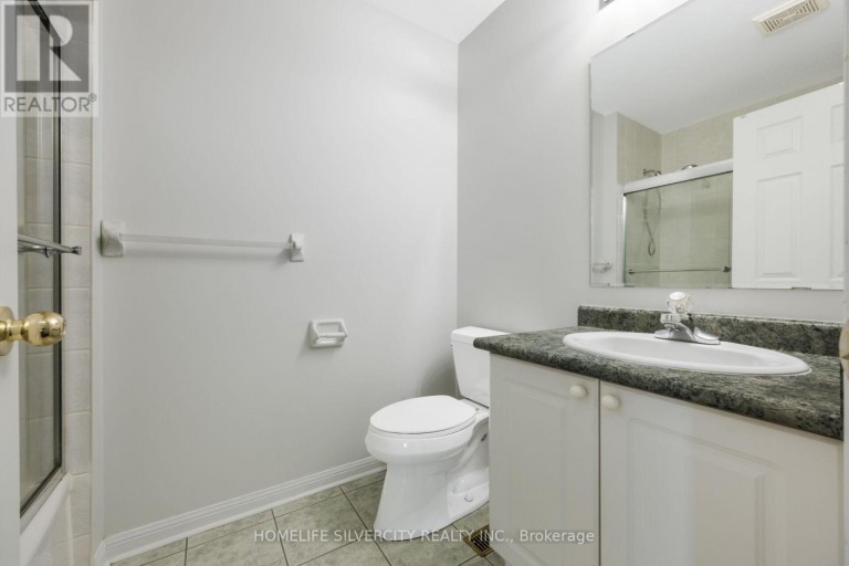 25 VAN HOOF CRESCENT, Brampton (Vales of Castlemore), Ontario, L6P1S7