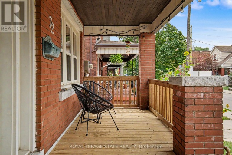 72 GARSIDE AVENUE N, Hamilton (Homeside), Ontario, L8H4W3