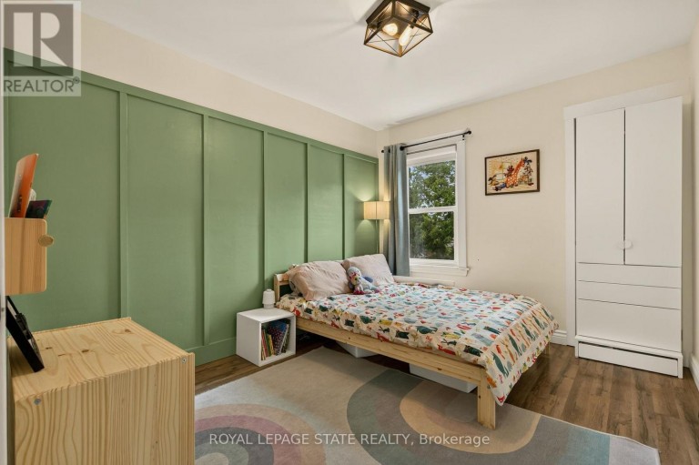 72 GARSIDE AVENUE N, Hamilton (Homeside), Ontario, L8H4W3