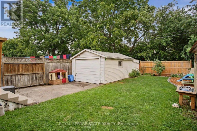 72 GARSIDE AVENUE N, Hamilton (Homeside), Ontario, L8H4W3