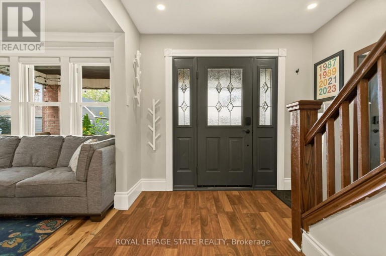 72 GARSIDE AVENUE N, Hamilton (Homeside), Ontario, L8H4W3