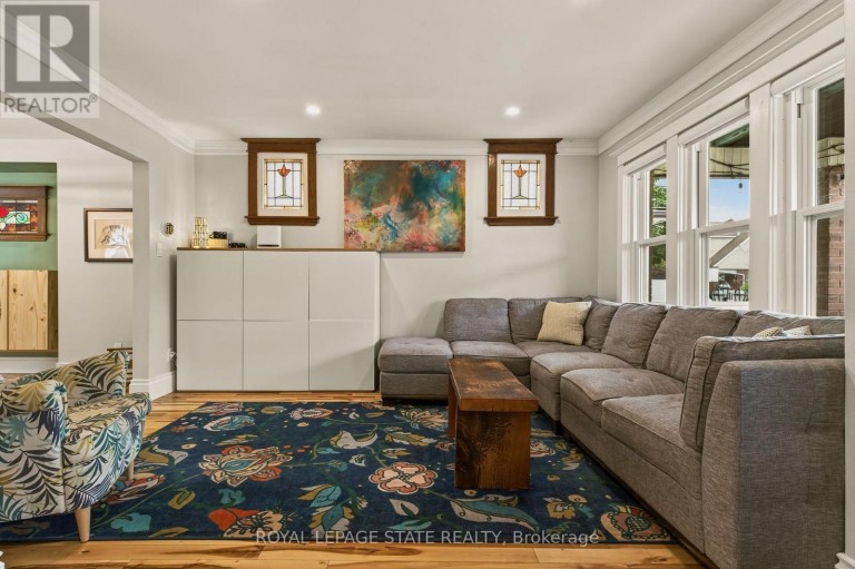 72 GARSIDE AVENUE N, Hamilton (Homeside), Ontario, L8H4W3