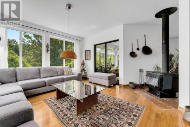 2576 HOWE ISLAND DRIVE, Frontenac Islands (Howe Island) Ontario