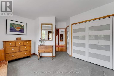 2576 HOWE ISLAND DRIVE, Frontenac Islands (Howe Island) Ontario