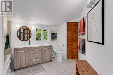 2576 HOWE ISLAND DRIVE, Frontenac Islands (Howe Island) Ontario