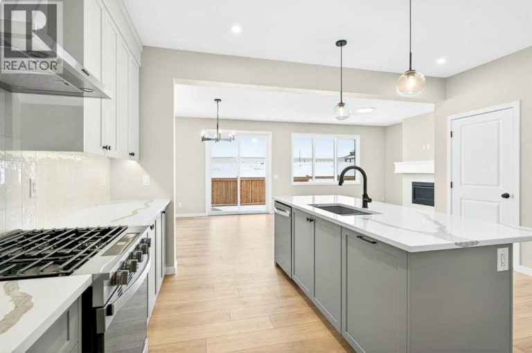 537 Sawgrass Green NW, Airdrie, Alberta, T4B5V2