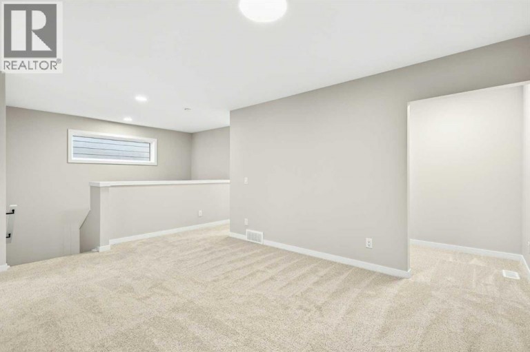 537 Sawgrass Green NW, Airdrie, Alberta, T4B5V2