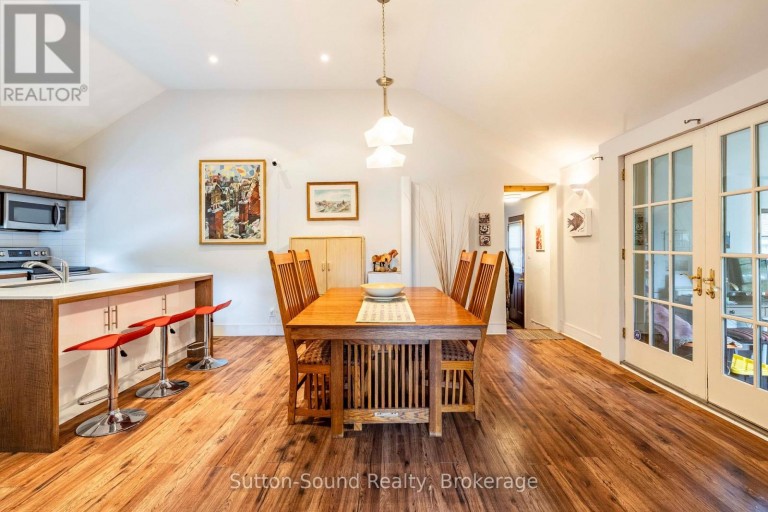 307 FOURTH STREET W, Collingwood, Ontario, L9Y3B2