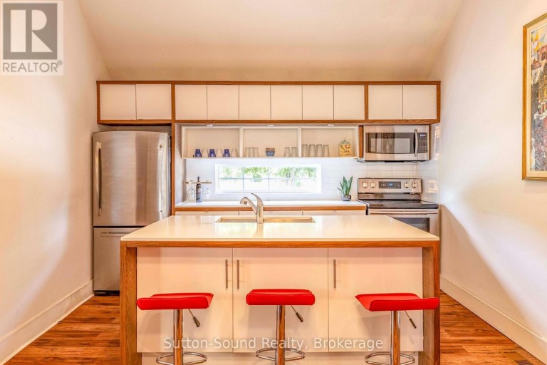 307 FOURTH STREET W, Collingwood, Ontario, L9Y3B2
