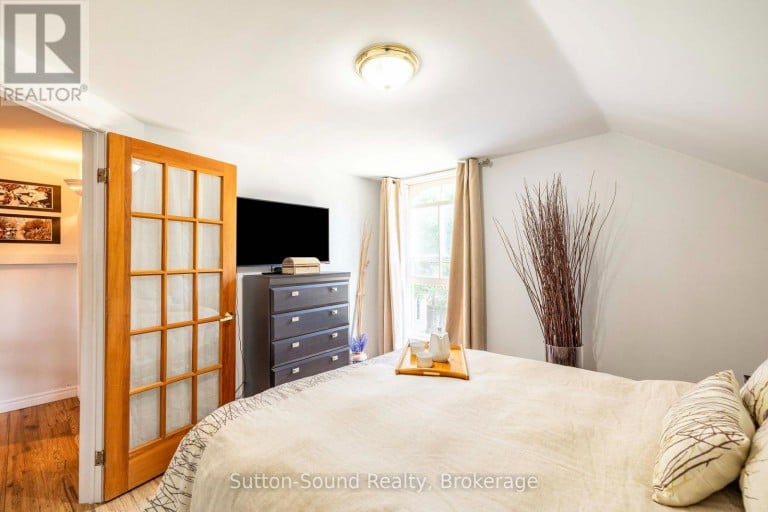 307 FOURTH STREET W, Collingwood, Ontario, L9Y3B2
