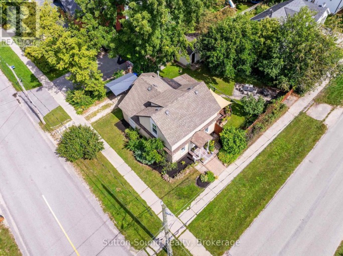 307 FOURTH STREET W, Collingwood, Ontario, L9Y3B2