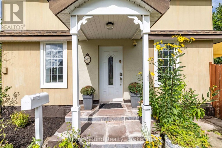 307 FOURTH STREET W, Collingwood, Ontario, L9Y3B2