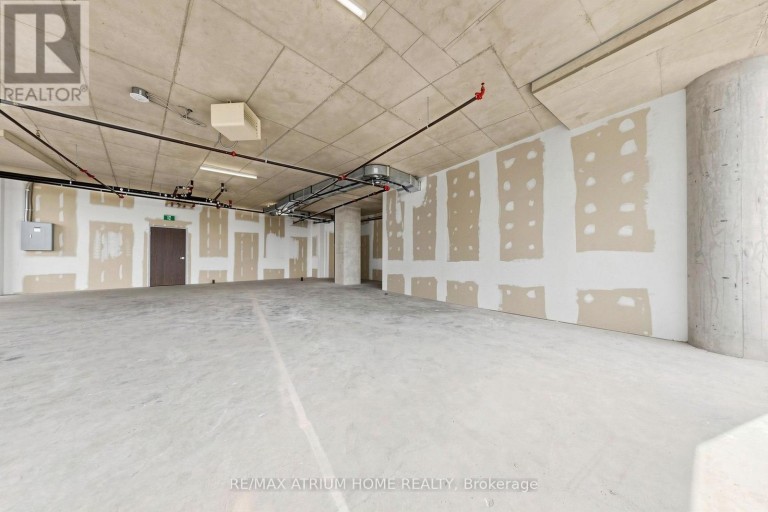 606-611 - 5801 YONGE STREET, Toronto (Newtonbrook East), Ontario, M2M0C2