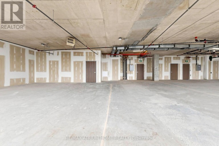 606-611 - 5801 YONGE STREET, Toronto (Newtonbrook East), Ontario, M2M0C2