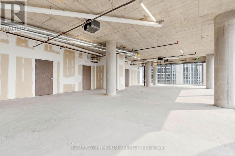 800-810 - 5801 YONGE STREET, Toronto (Newtonbrook East), Ontario, M2M0C2