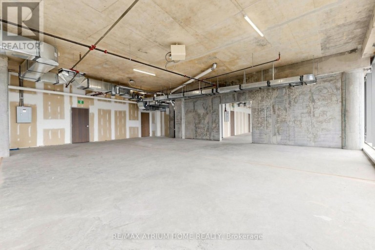 800-810 - 5801 YONGE STREET, Toronto (Newtonbrook East), Ontario, M2M0C2