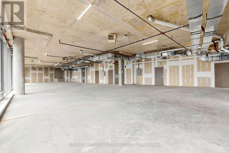800-810 - 5801 YONGE STREET, Toronto (Newtonbrook East), Ontario, M2M0C2