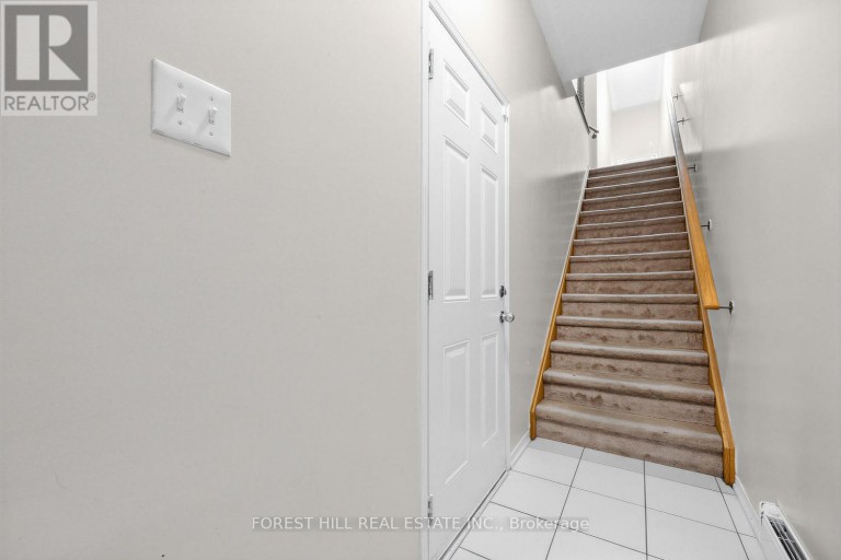 2516 ROSEDROP PATH, Oshawa (Windfields), Ontario, L1L0K6