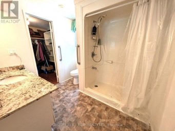 66 LINDEN LANE Innisfil Ontario photo 22