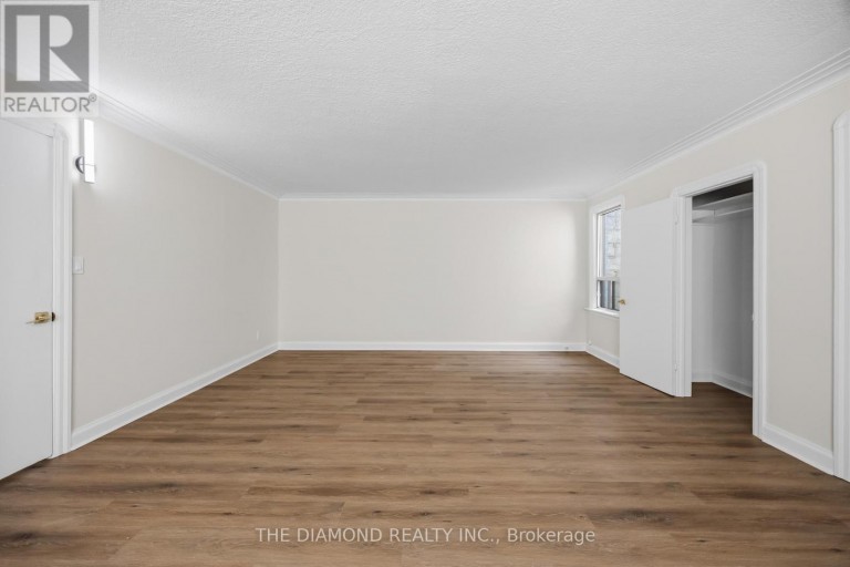 1958A EGLINTON AVENUE W, Toronto (Briar Hill-Belgravia), Ontario, M6E2J8