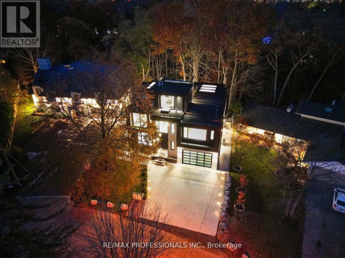 91 VALECREST DRIVE, Toronto (Edenbridge-Humber Valley), Ontario, M9A4P5