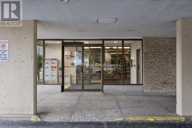 102 - 120 ELGIN STREET W Oshawa (O'Neill) Ontario photo 2