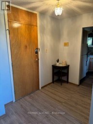 102 - 120 ELGIN STREET W Oshawa (O'Neill) Ontario photo 3
