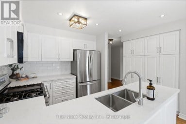 1633 ERINDALE CRESCENT Oshawa (Samac) Ontario photo 11