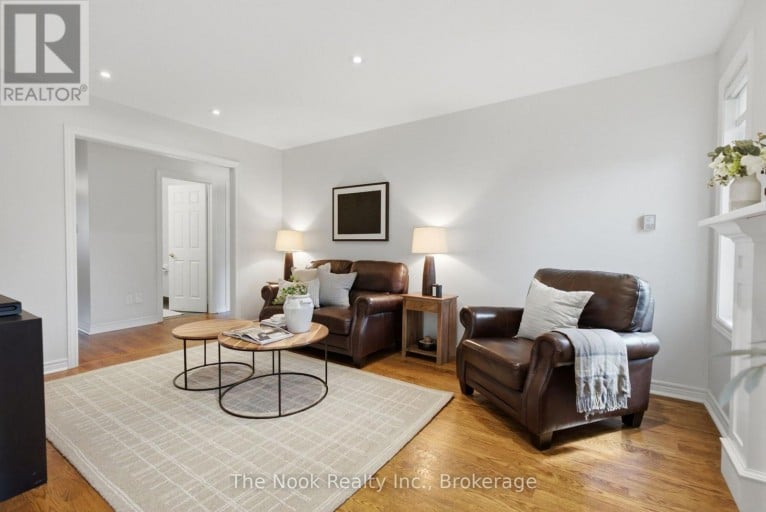 1633 ERINDALE CRESCENT, Oshawa (Samac), Ontario, L1G8A4