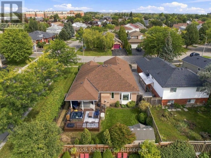 1633 ERINDALE CRESCENT, Oshawa (Samac), Ontario, L1G8A4