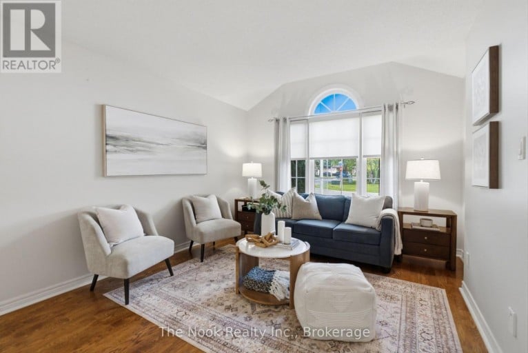 1633 ERINDALE CRESCENT, Oshawa (Samac), Ontario, L1G8A4