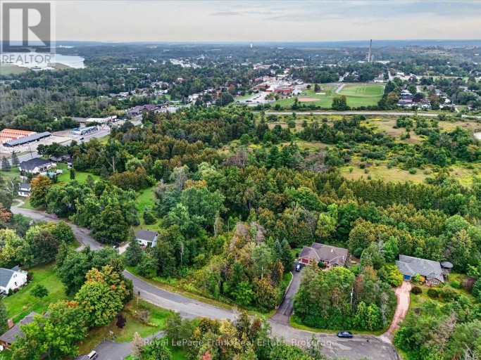 PT LT 6 SEAFORTH CRESCENT, Selwyn, Ontario, K9J6X5