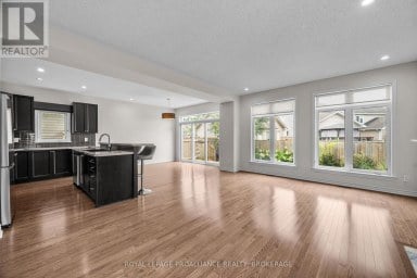 1397 WATERSIDE WAY, Kingston (Kingston East (Incl Barret Crt)) Ontario
