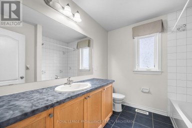 1397 WATERSIDE WAY, Kingston (Kingston East (Incl Barret Crt)) Ontario