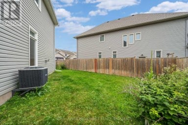 1397 WATERSIDE WAY, Kingston (Kingston East (Incl Barret Crt)) Ontario