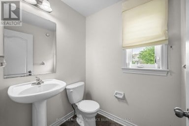 1397 WATERSIDE WAY, Kingston (Kingston East (Incl Barret Crt)) Ontario