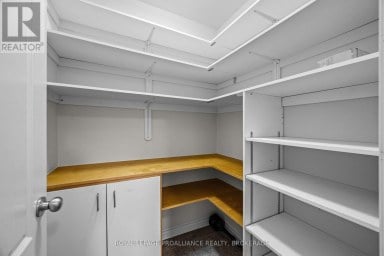 1397 WATERSIDE WAY, Kingston (Kingston East (Incl Barret Crt)) Ontario